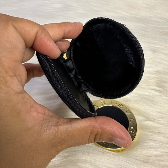 BVLGARI mirror and pouch set - Picture 9 of 16